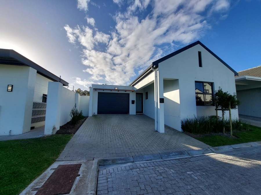 2 Bedroom Property for Sale in Brackenfell South Western Cape